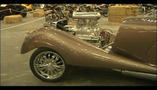 go to Classic cars at the Mulafest show