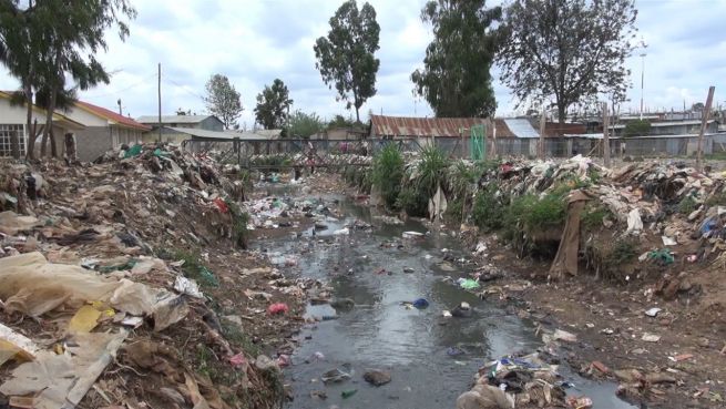 go to Gülle mit Mehrwert: 'Trockentoiletten' in Kenia