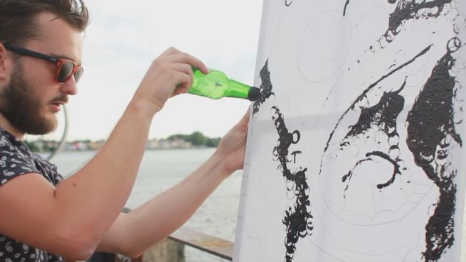 go to Malen mit Bier: Franzosen verbinden Party mit Kunst